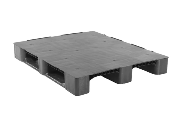 Kunststof pallet 1200 x 1000 x 150 gesloten dek 3 onderlatten medium