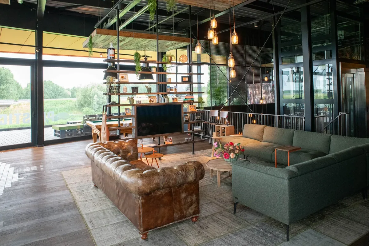 Lounge op het hoofdkantoor in Veghel